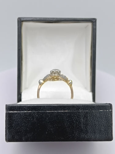 Bague ancienne or jaune et platine sertie de diamant