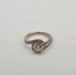 Ring 44 White gold ring with natural diamonds 58 Facettes