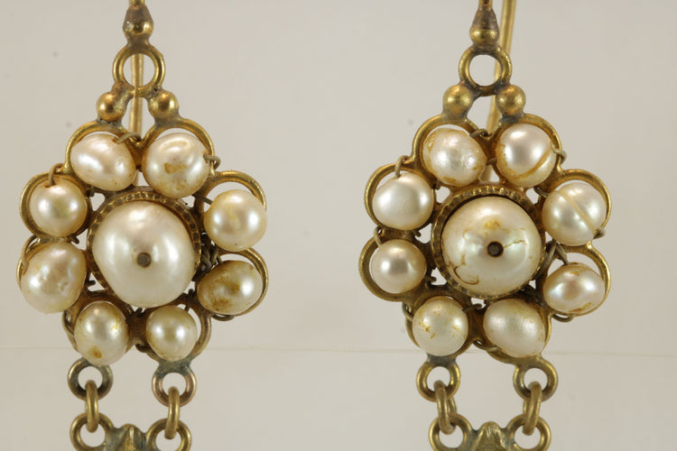 Boucles d'oreilles Boucles d'oreilles en or jaune et perles anciennes 58 Facettes 7702