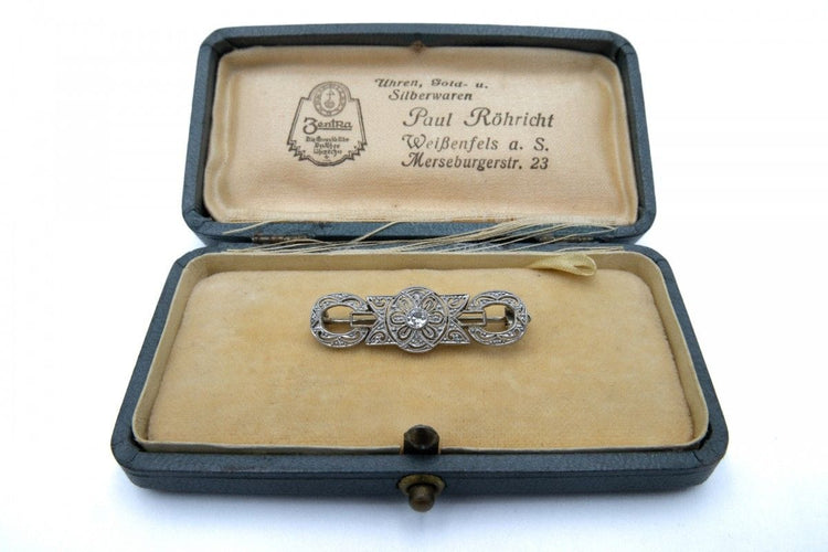 Broche Platinum Art Déco Brooch with Diamonds 58 Facettes 10583