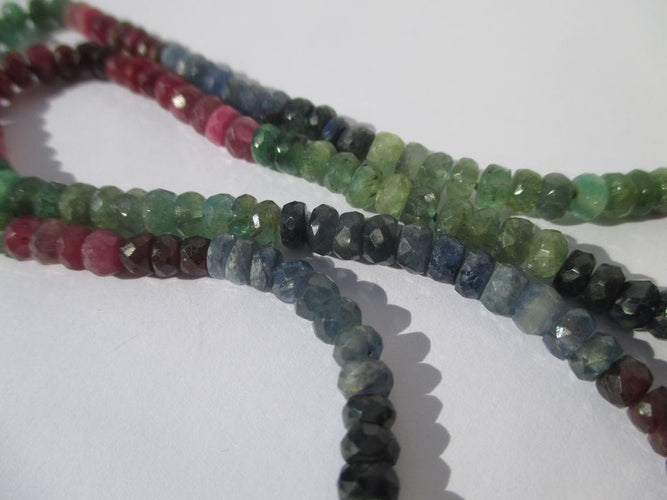 Collier Collier saphir, rubis et émeraude naturels à facettes 58 Facettes
