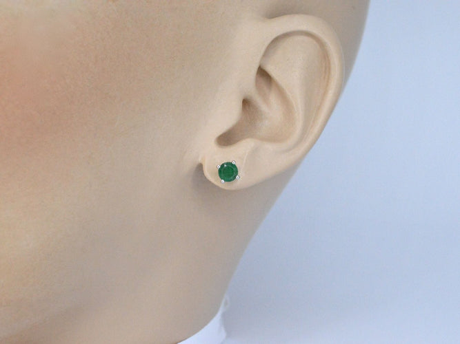 Boucles d'oreilles Boucles d'oreilles en or blanc avec émeraude 58 Facettes 2204