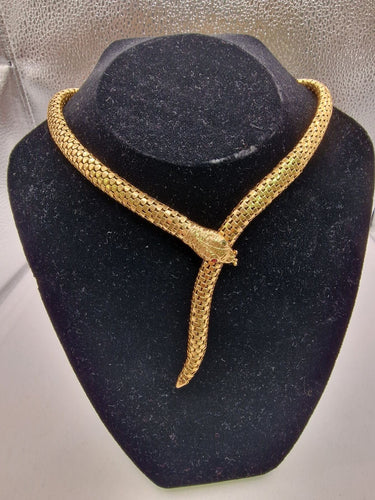 Collier Collier Serpenti vintage en or jaune 18kt avec émeraudes et rubis 58 Facettes