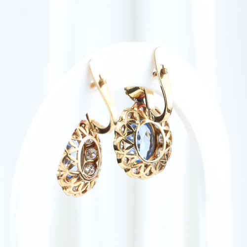 Boucles d'oreilles Boucles d'oreilles vintage ornées de diamants taille brillant et de spinelles 58 Facettes J00003070