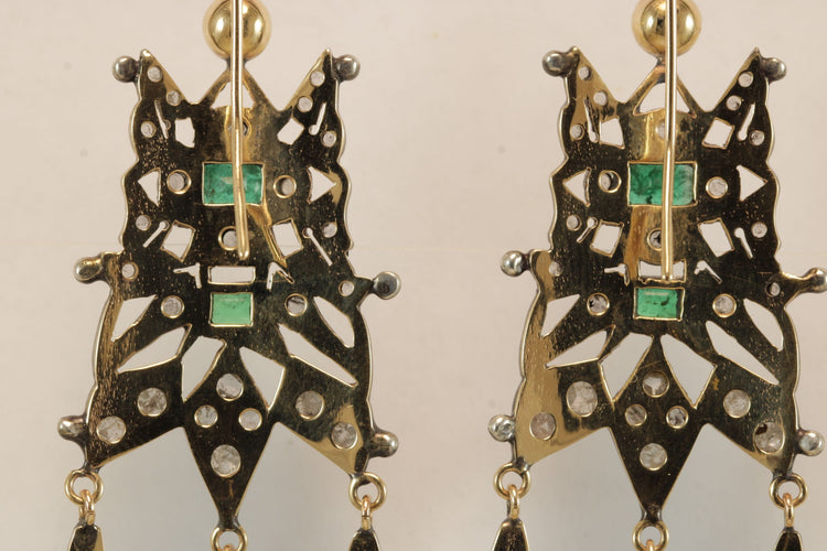 Boucles d'oreilles Boucles d'oreilles catalanes anciennes en or, diamants et émeraudes 58 Facettes 7686