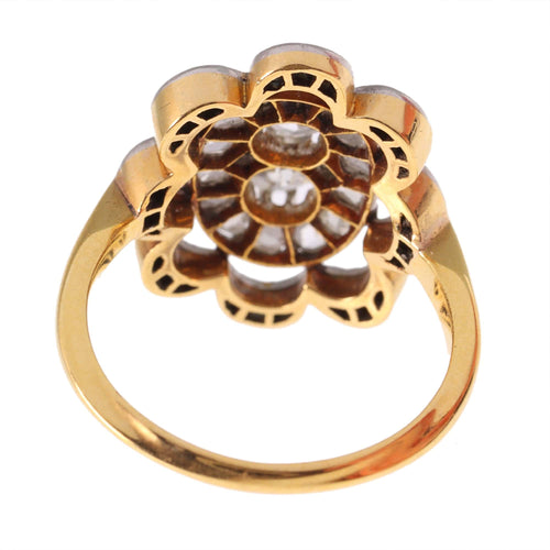 Bague 52 Élégance victorienne : une bague de fiançailles en diamant, vers 1900 58 Facettes 18085-0030