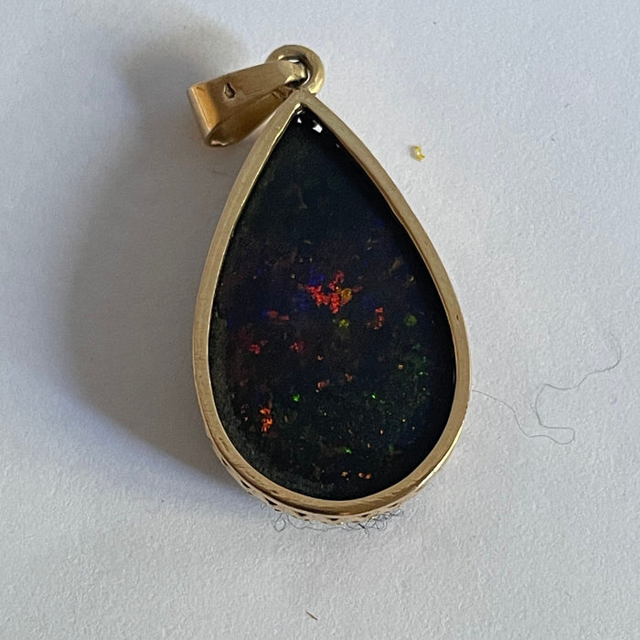 Pendentif opale noire Andamooka