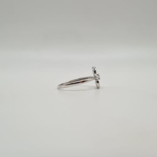 Bague 54 Bague trèfle 4 feuilles or blanc sertie d'un diamant 58 Facettes