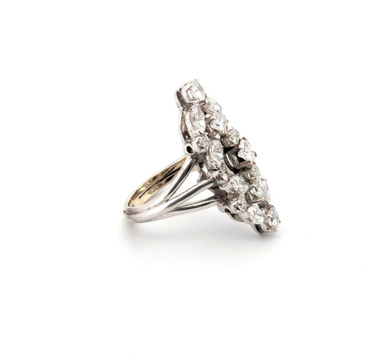 Bague Bague en or blanc avec diamants 58 Facettes