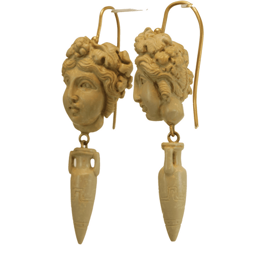 Boucles d'oreilles Boucles d'oreilles en or avec camées de lave antiques 58 Facettes 7604