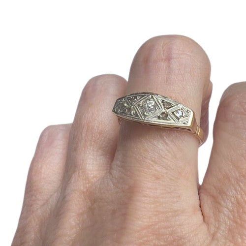 Bague 58 BAGUE ART DÉCO DES ANNÉES 1920-1925 EN OR 18 KT ET PLATINE AVEC DIAMANTS 58 Facettes DMAR8