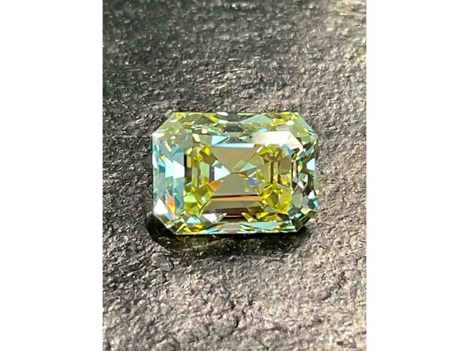 Objet d'investissement - Diamant de couleur véritable de 4,80 carats (certifié) 58 Facettes 4