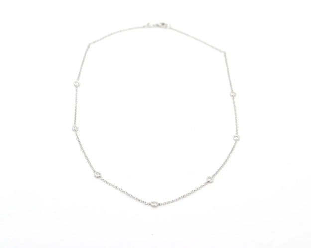 Collier Collier en or blanc et diamants 0,33 ct 58 Facettes 12942