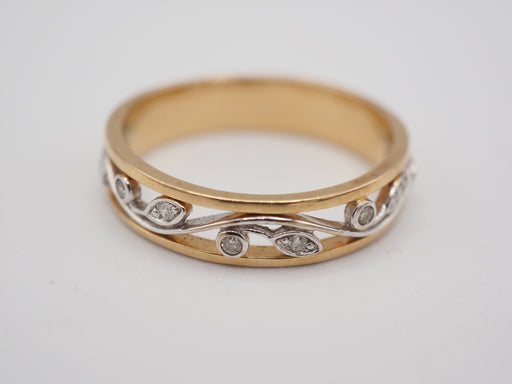 Ring 54 Yellow gold floral diamond ring 58 Facettes