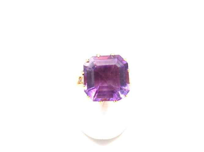 Bague 57 Bague cocktail or jaune améthyste et diamants 58 Facettes