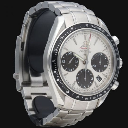 Montre Omega Montre Speedmaster Date Chronograph 58 Facettes MT45075