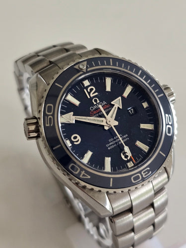 Montre OMEGA - Montre Seamaster Planet Ocean 58 Facettes