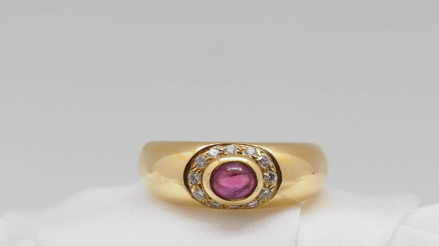 Bague 51 Bague en or jaune; rubis et diamants 58 Facettes 26675