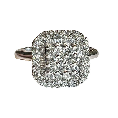 Bague 56 bague en or blanc 18ct sertie d'un pavage de diamants 58 Facettes 4925 A