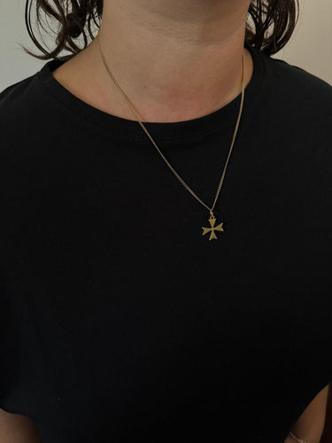 Pendentif Pendentif croix de Malte en or jaune 18 carats 58 Facettes