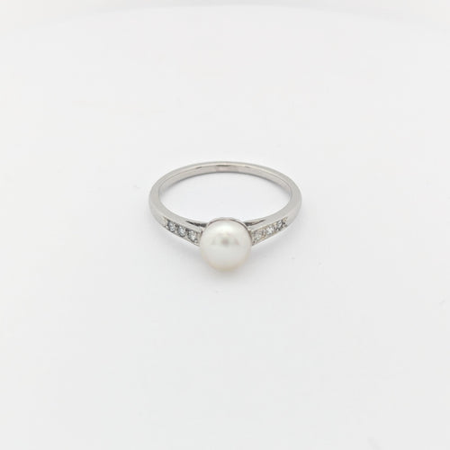 Bague 53 Bague or blanc diamants et perle 58 Facettes 29582