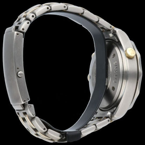 Omega Montre Seamaster 300M Chronograph Titanium  / Or Jaune 18K