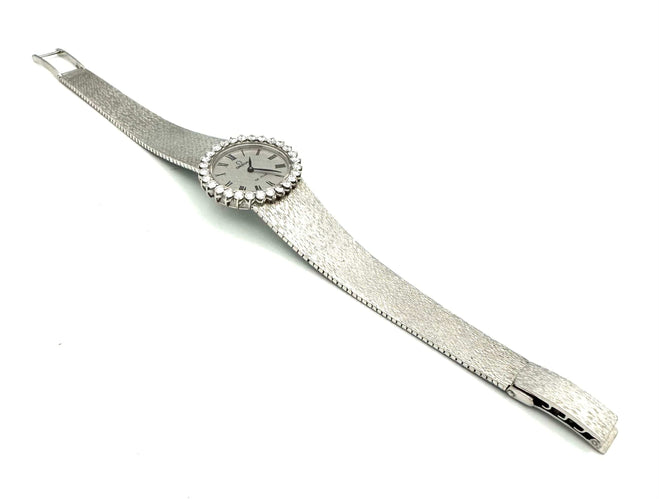 Montre OMEGA. Collection "De Ville", montre de dame vinatge or et diamants 58 Facettes