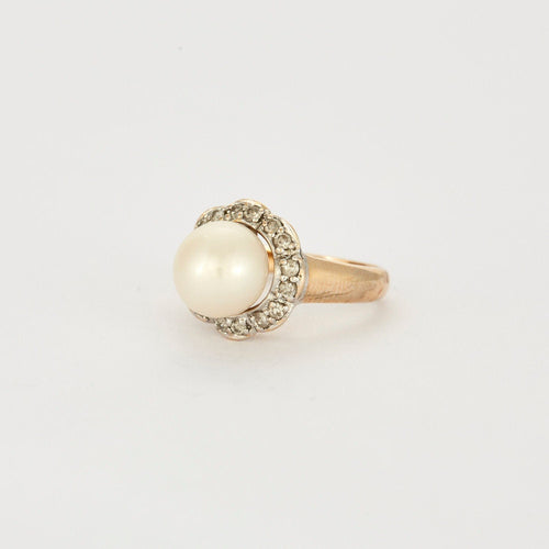 Bague Bague avec perle et diamants 58 Facettes 240171