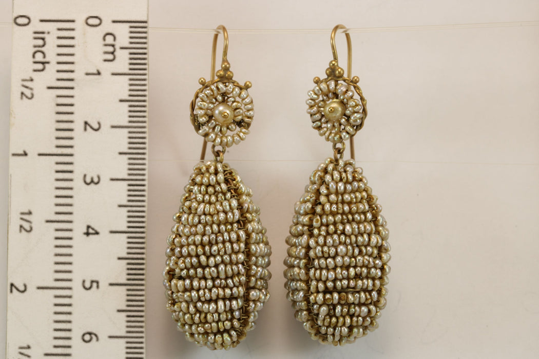 Boucles d'oreilles en or et perles anciennes