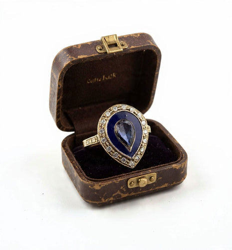 Bague 55 Bague en or jaune 18 carats sertie d'un saphir de 0,50 carat et de diamants de 0,30 carat. 58 Facettes