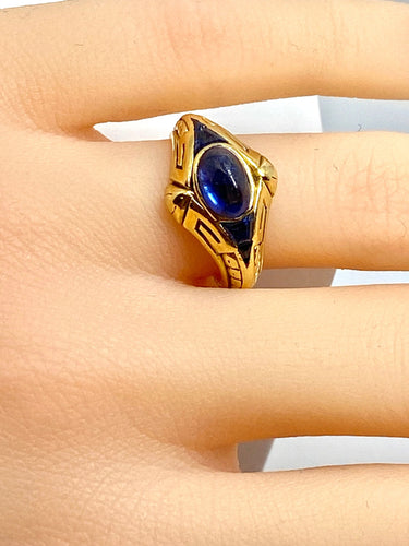 Bague en or jaune 18 carats saphirs cabochon et calibrés époque Art Deco