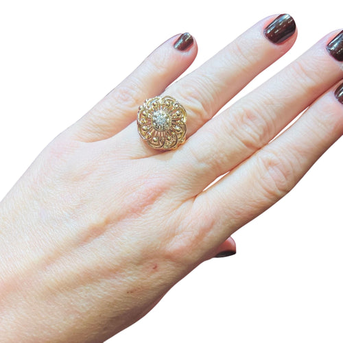 Bague Bague  or jaune 18 carats sertie d'un diamant époque 1940 58 Facettes 7468 A