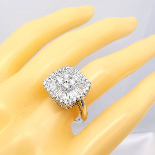Bague 48 Bague en or blanc diamants 58 Facettes