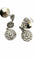 Boucles d’oreilles pendantes en or blanc et diamants