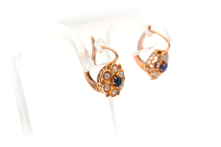 Boucles d'oreilles Boucles d'oreilles Art Déco en or jaune serties de saphirs et de perles 58 Facettes B580