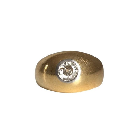 Bague bombée en or jaune 18K et diamant
