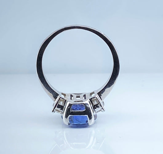 Bague 54 Bague en or blanc, superbe saphir 3,58 carats Ceylan non chauffé 58 Facettes AB385