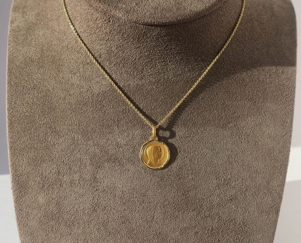 Augis - Médaille pendentif Vierge et Bernadette vintage en or jaune 18 carats 58 Facettes
