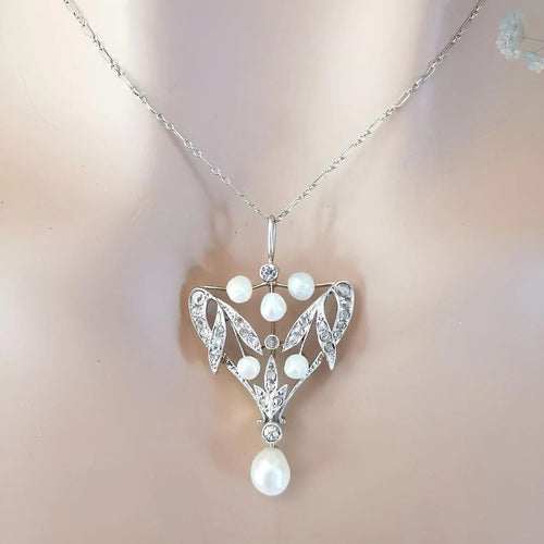 Collier Collier pendentif Art Nouveau perles fines et diamants en or 18K 58 Facettes AA 1620