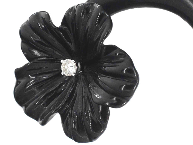 Boucles d'oreilles Boucles d'oreilles en or blanc 0,18 carat avec fleur précieuse noire et gros diamants 58 Facettes 2260