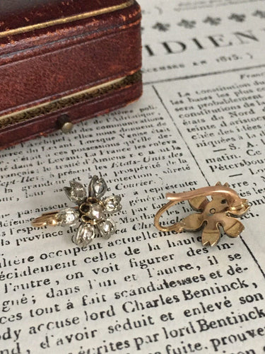 Boucles d'oreilles Boucles d'oreilles dormeuses anciennes en or 18K et argent 58 Facettes