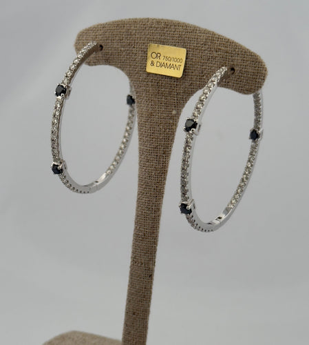 Boucles d'oreilles Créoles en or blanc 18 carats et diamants 58 Facettes