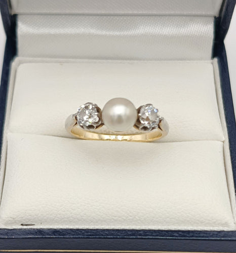 Bague 51 Bague Trilogie début XXème Diamant Perle 58 Facettes
