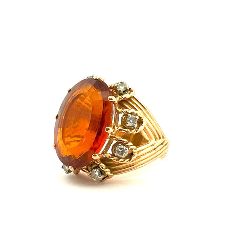 Bague 54 Bague ancienne en or 18 carats, citrine et diamants 58 Facettes