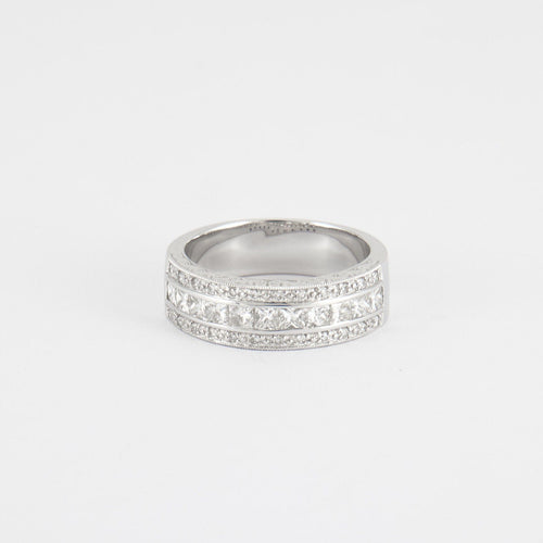 Bague or blanc et diamants