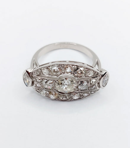 Bague marquise inversée Art déco en or 18K et diamants taille ancienne