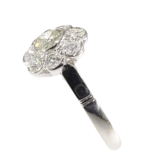 Bague 55 Une étincelle du passé : une bague de fiançailles vintage en diamant des années 50 58 Facettes 17185-0383