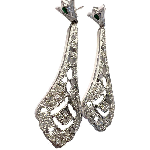 Boucles d'oreilles Boucles d'oreilles en platine de style Art déco avec diamants et émeraudes 58 Facettes Q354B