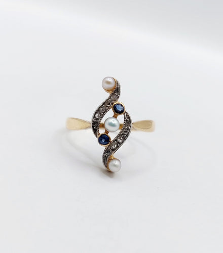Bague 50 Bague marquise antique or et platine perles, diamants et saphirs 58 Facettes A04421