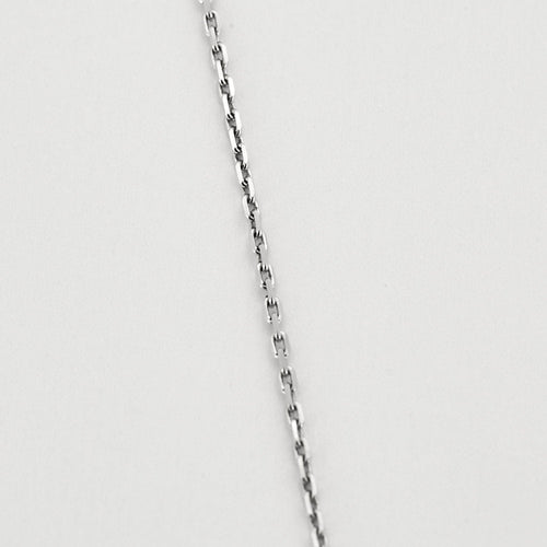 Collier CHAUMET - Chaîne en or blanc et pendentif en or blanc, diamants et émail noir 58 Facettes 250359